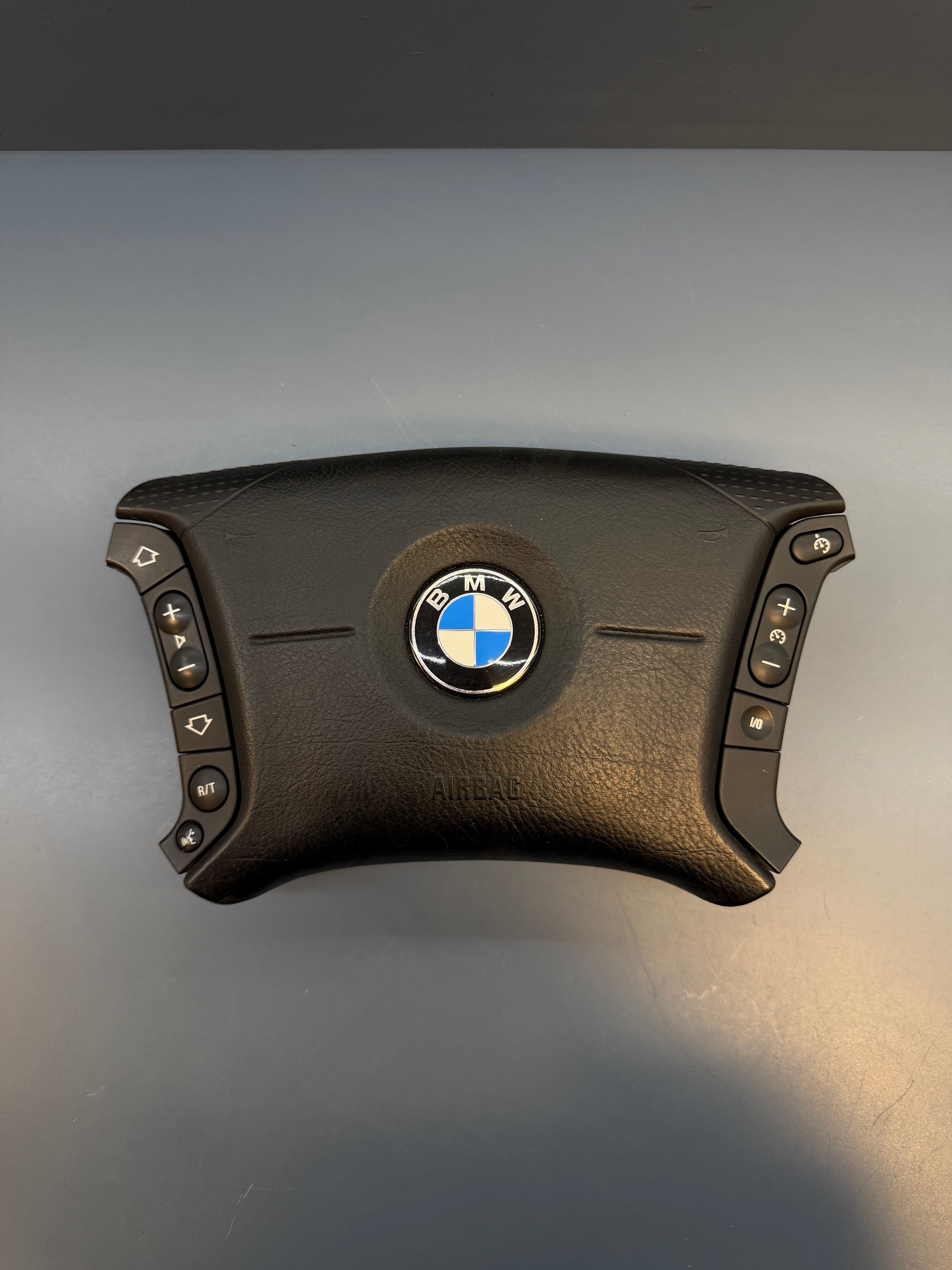 BMW E46 Steering Wheel square airbag