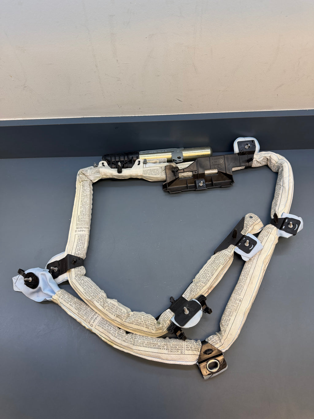 BMW E90 Left side Curtain Airbag 856966646040