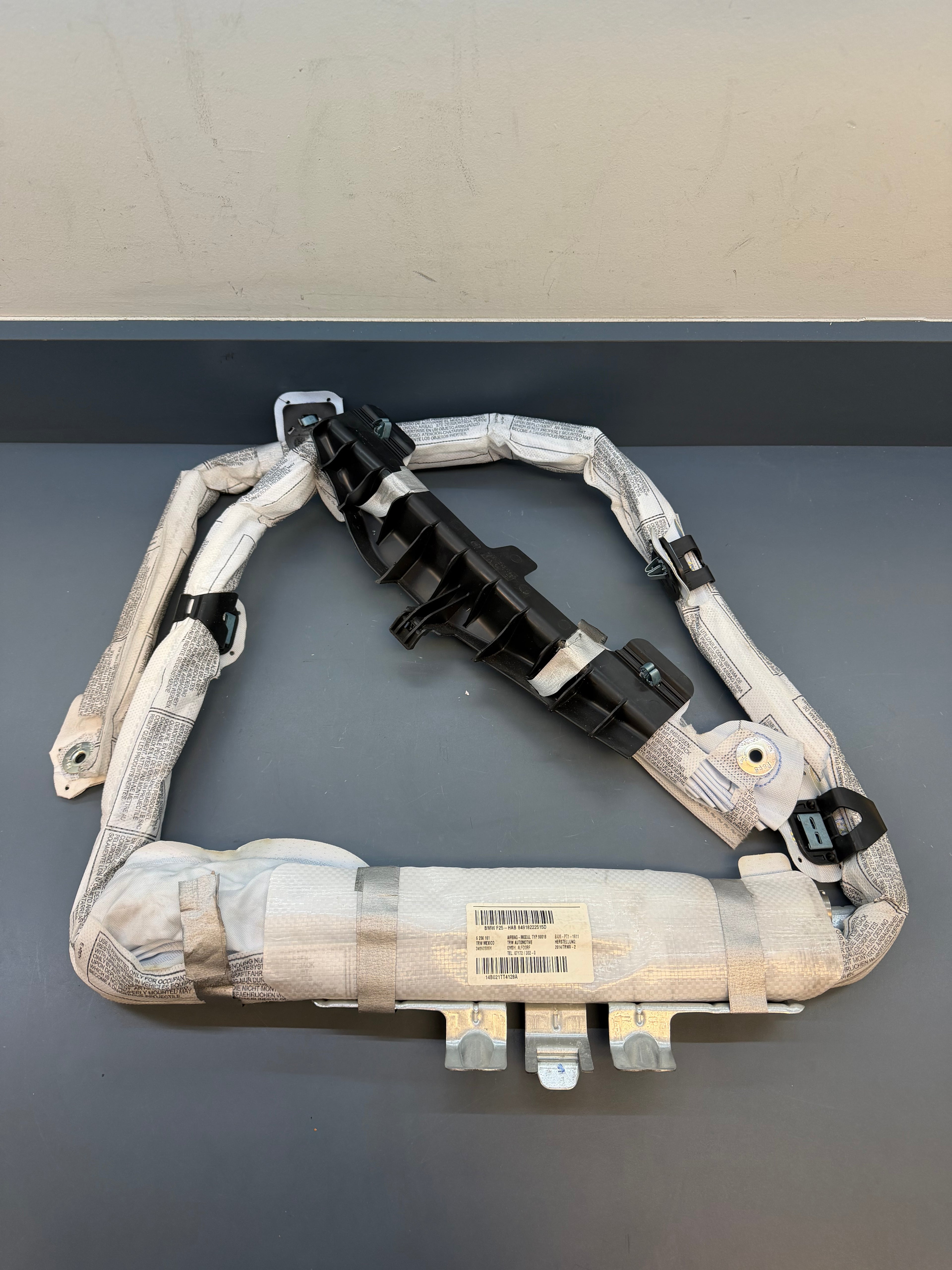 BMW F25 Left side Curtain Airbag 84918222515D