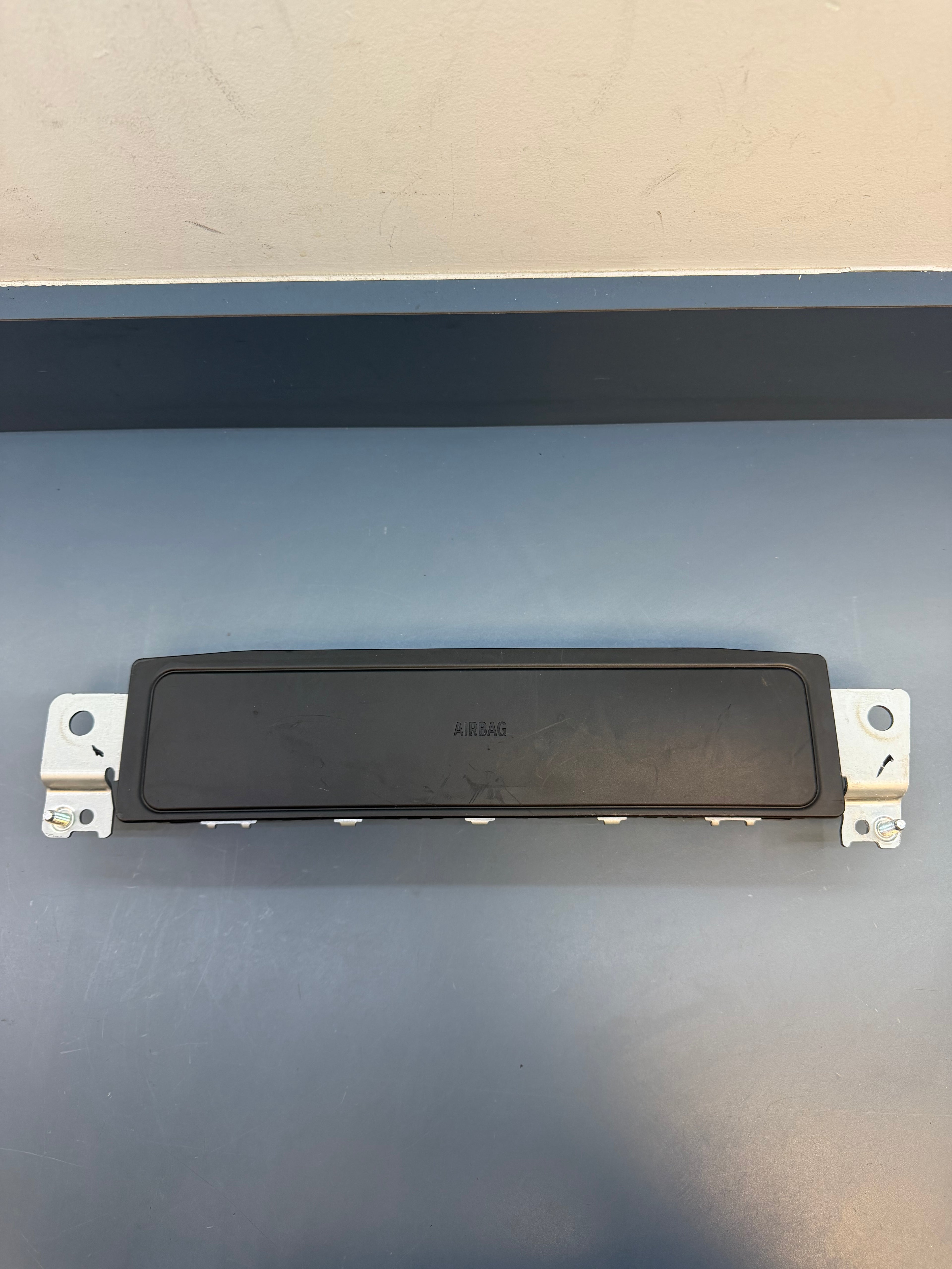 BMW F30 Right side Knees Airbag KV922865313