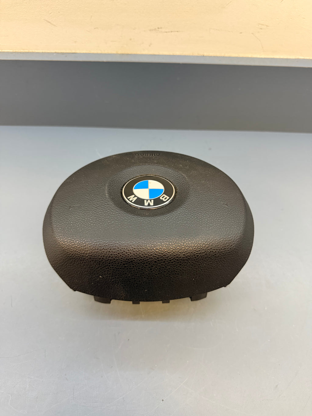 BMW E90 E92 E93 E82 E88 Steering Wheel Sport Airbag 32688431301F