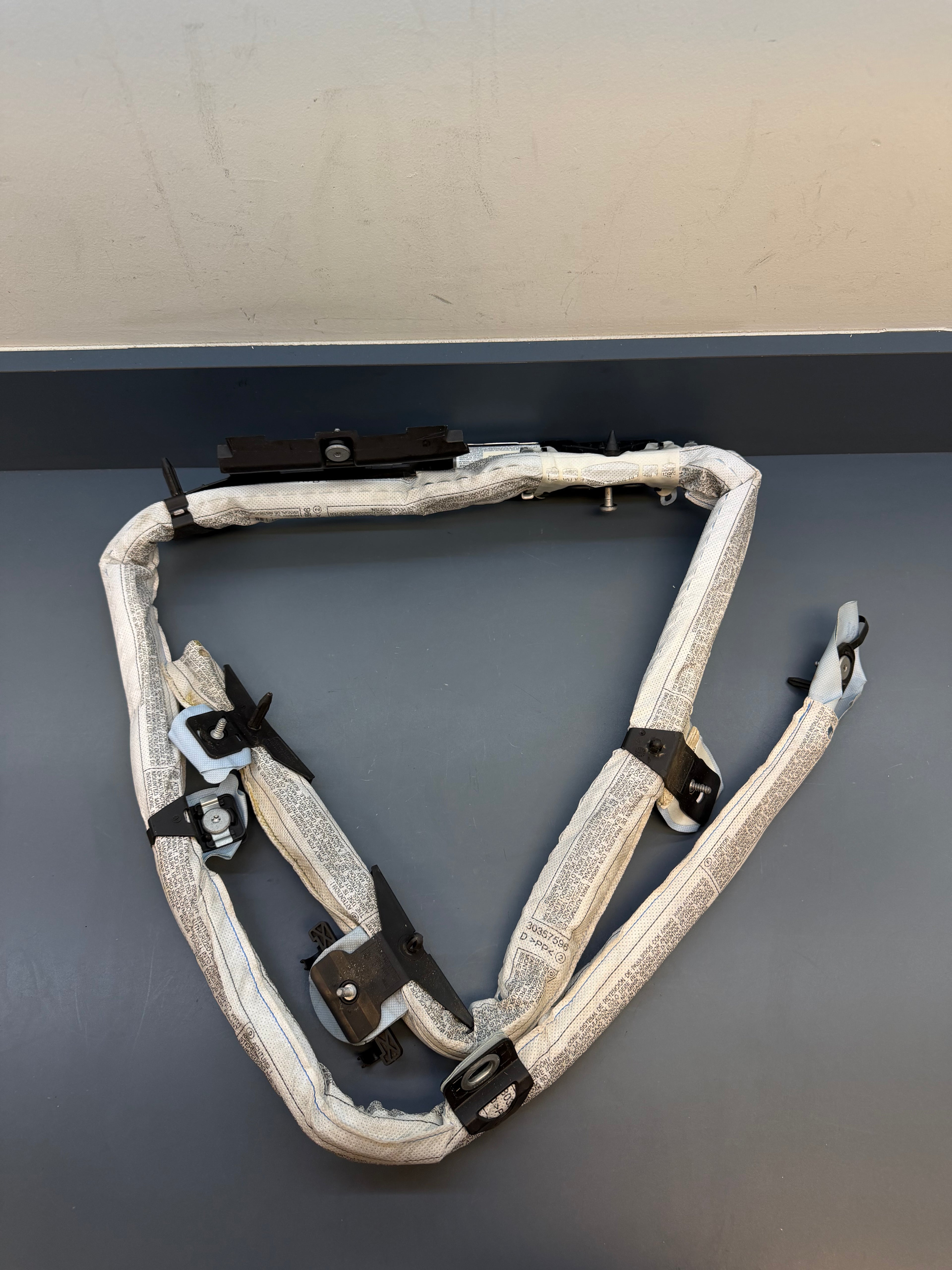 BMW E90 Left side Curtain Airbag 84696664505N