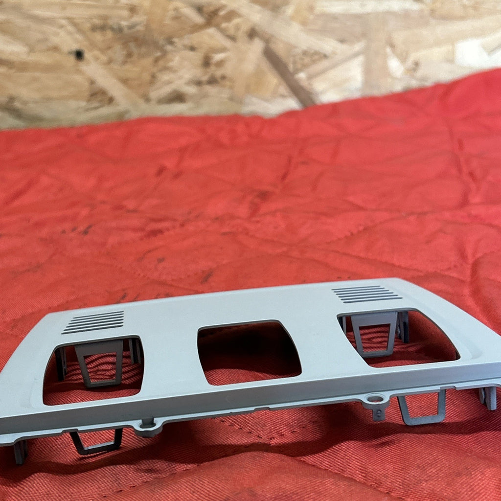 06-11 BMW E90 3 SERIES SUN ROOF CONTROL TRIM PANEL OVERLAY GREY 1040068