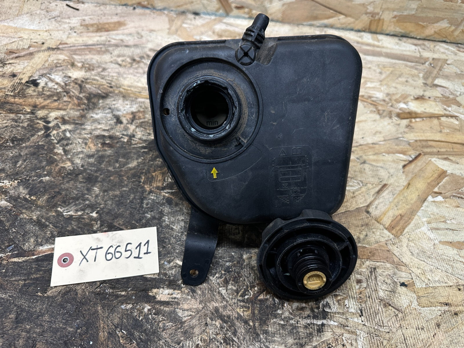 BMW 2012-2015 E84 X1 N55 COOLANT EXPANSION TANK OEM