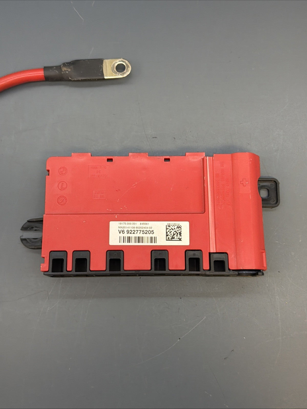 2014-2016 BMW 328I GT F34 POSITIVE BATTERY POWER DISTRIBUTION TERMINAL 9227752