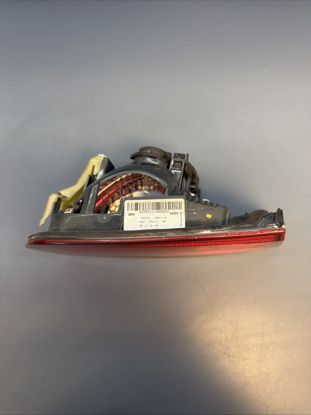 12-15 BMW 328i F30 F31 REAR LEFT DRIVER TRUNK TAILGATE LIGHT OEM 7371111