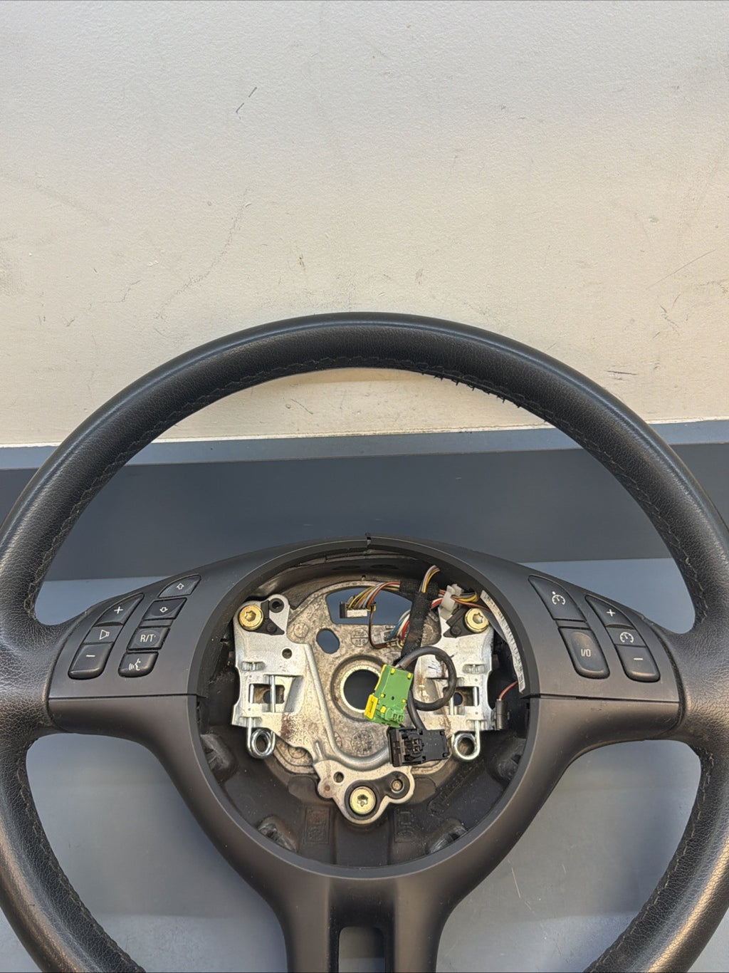 BMW 99-06 E46 3 SERIES BLACK LEATHER SPORT STEERING WHEEL OEM 101493/6760659