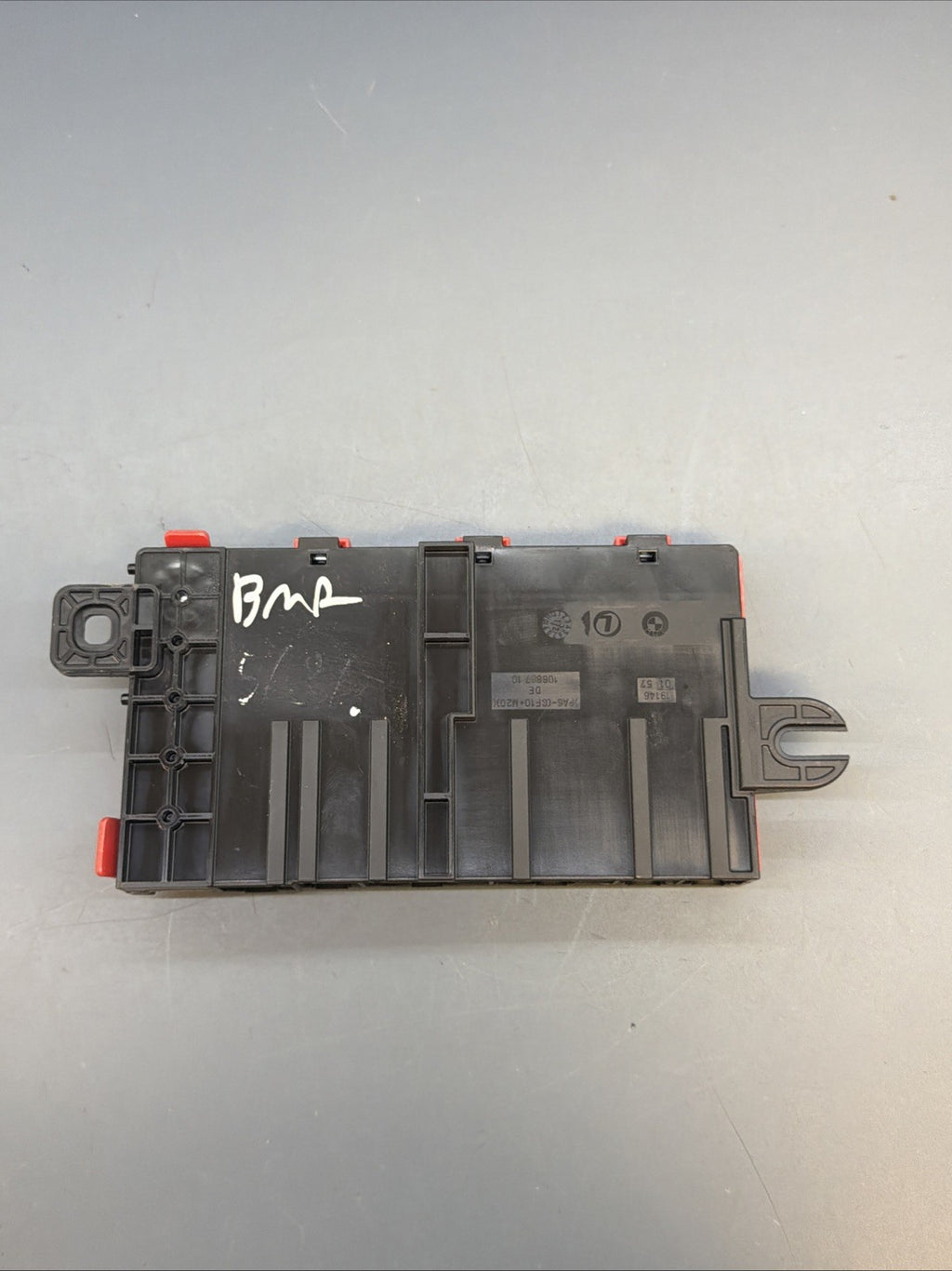 12-16 BMW F30 F32 Power Distribution Control Fuse Box Module 922775204 OEM