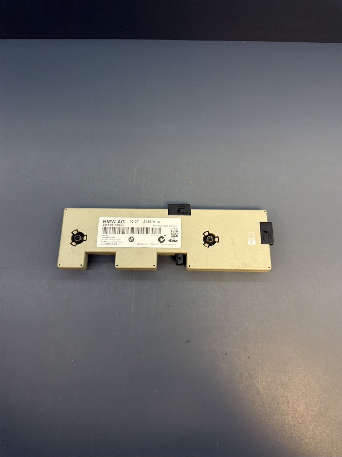 06-13 BMW M3 E90 SEDAN 3 SERIES ANTENNA RECEIVER BOOSTER AMPLIFIER 9131369