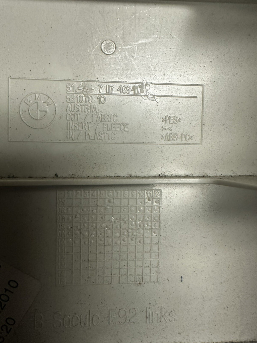 BMW E92 OEM LEFT DRIVER SIDE B PILLAR MIDDLE COVER TRIM PANEL GREY 7117469