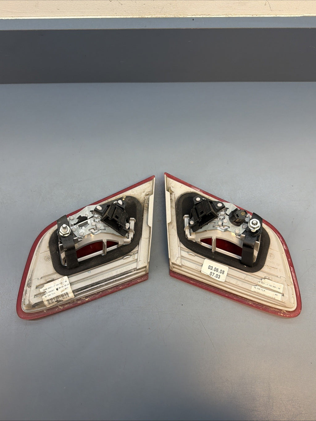 07-10 BMW E92 Coupe Pre Lci Left Inner & Right Inner Tail Lights 7162300 7162299