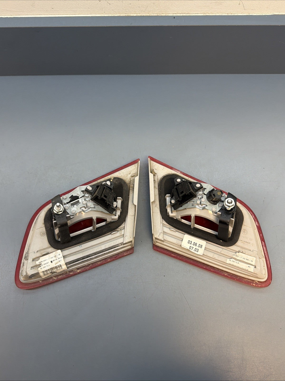 07-10 BMW E92 Coupe Pre Lci Left Inner & Right Inner Tail Lights 7162300 7162299