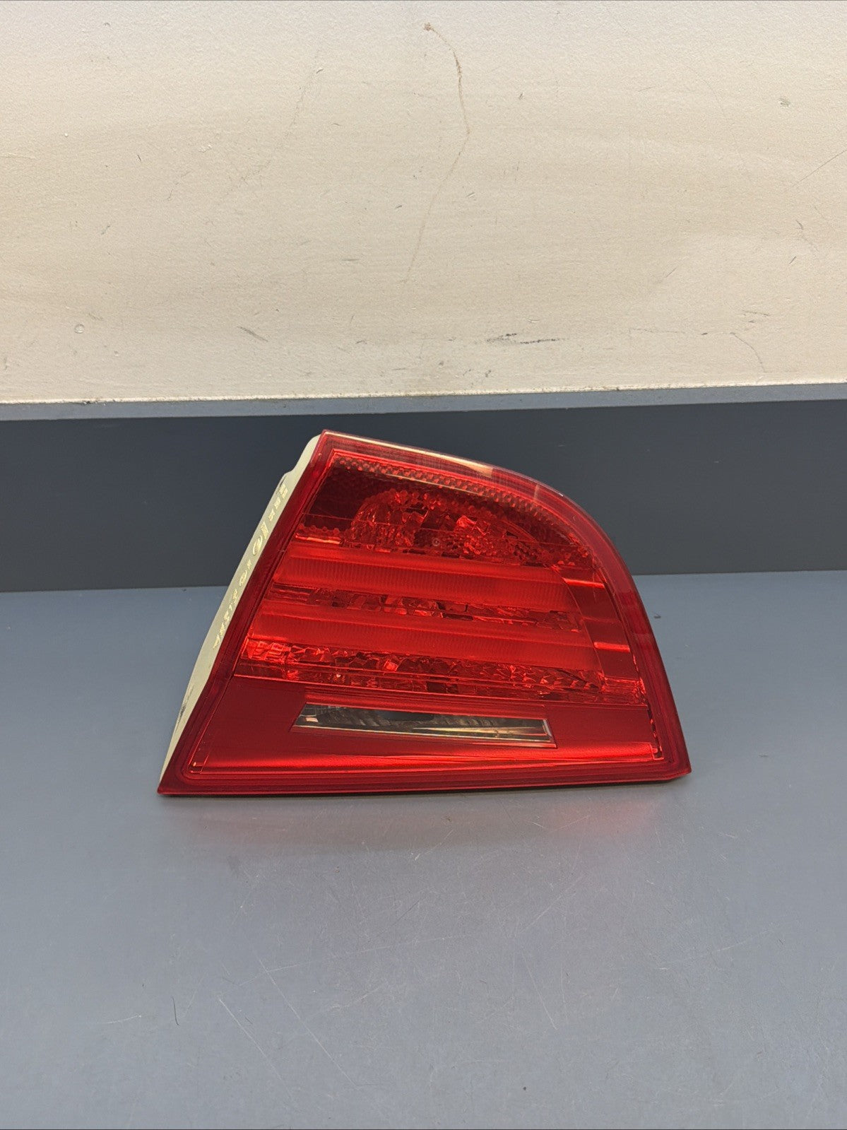 2009-11 BMW E90 LCI 3 Series Right Passenger Inner Trunk Tail Light 7289428 OEM