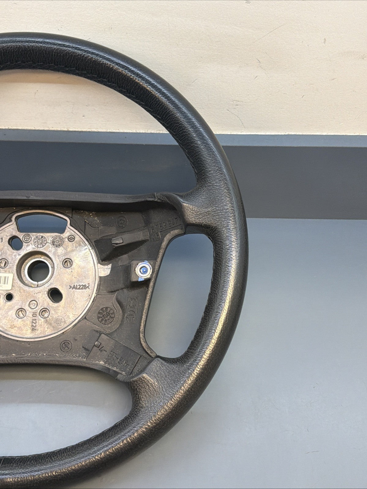 99-06 BMW OEM 330XI STEERING WHEEL W/O CONTROL SWITCHES LEATHER BLACK OEM