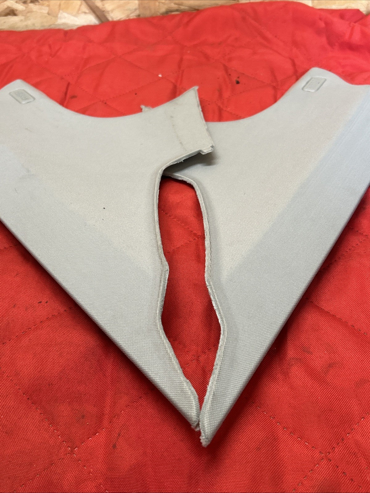 06-11 BMW E90 328xi Rear C Pillar Cover Trim Left & Right 7058342 7058343 GREY