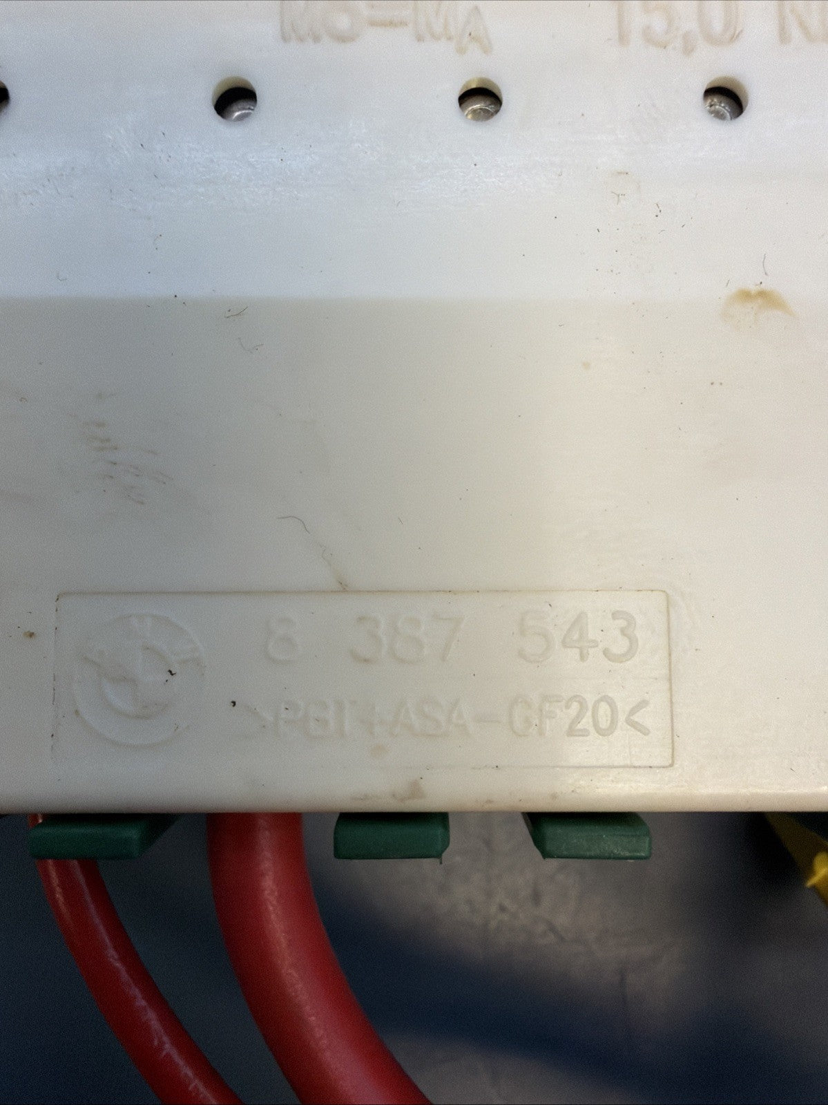 01-03 BMW E39 E53 TRUNK BATTERY VOLTAGE REGULATOR 8387543 OEM