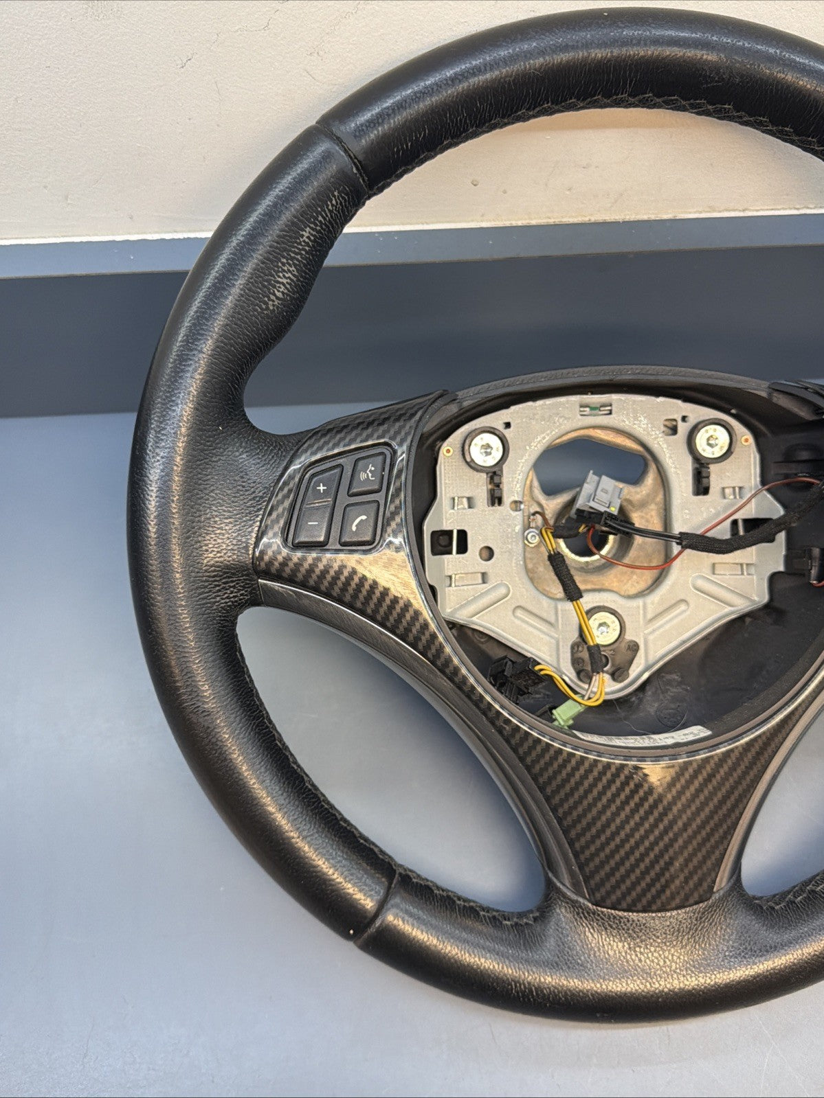 07-11 OEM BMW E82 E90 E92 E93 X1 328 335 Sport Leather Steering Wheel 6772147