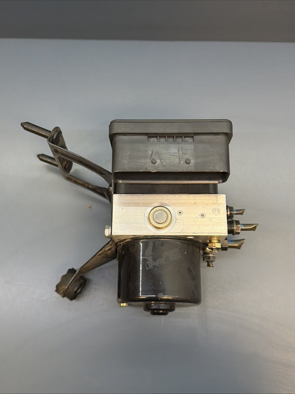 BMW E46 325i 328i 330i ABS Pump Module 6753842