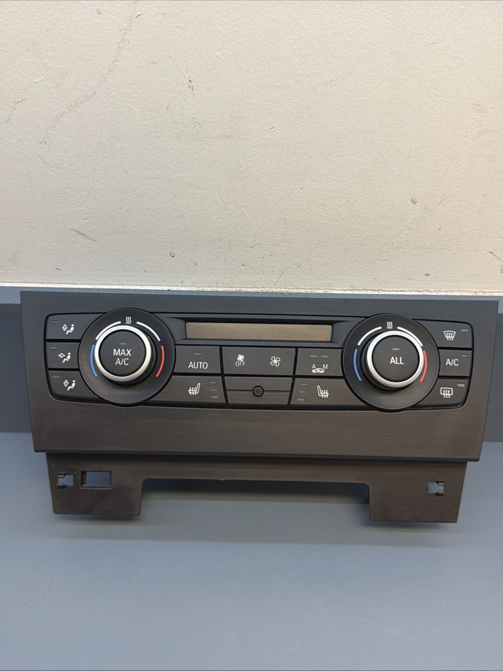 2012-2015 BMW X1 E84 A/C HEAT CLIMATE CONTROL PANEL OEM 9292262