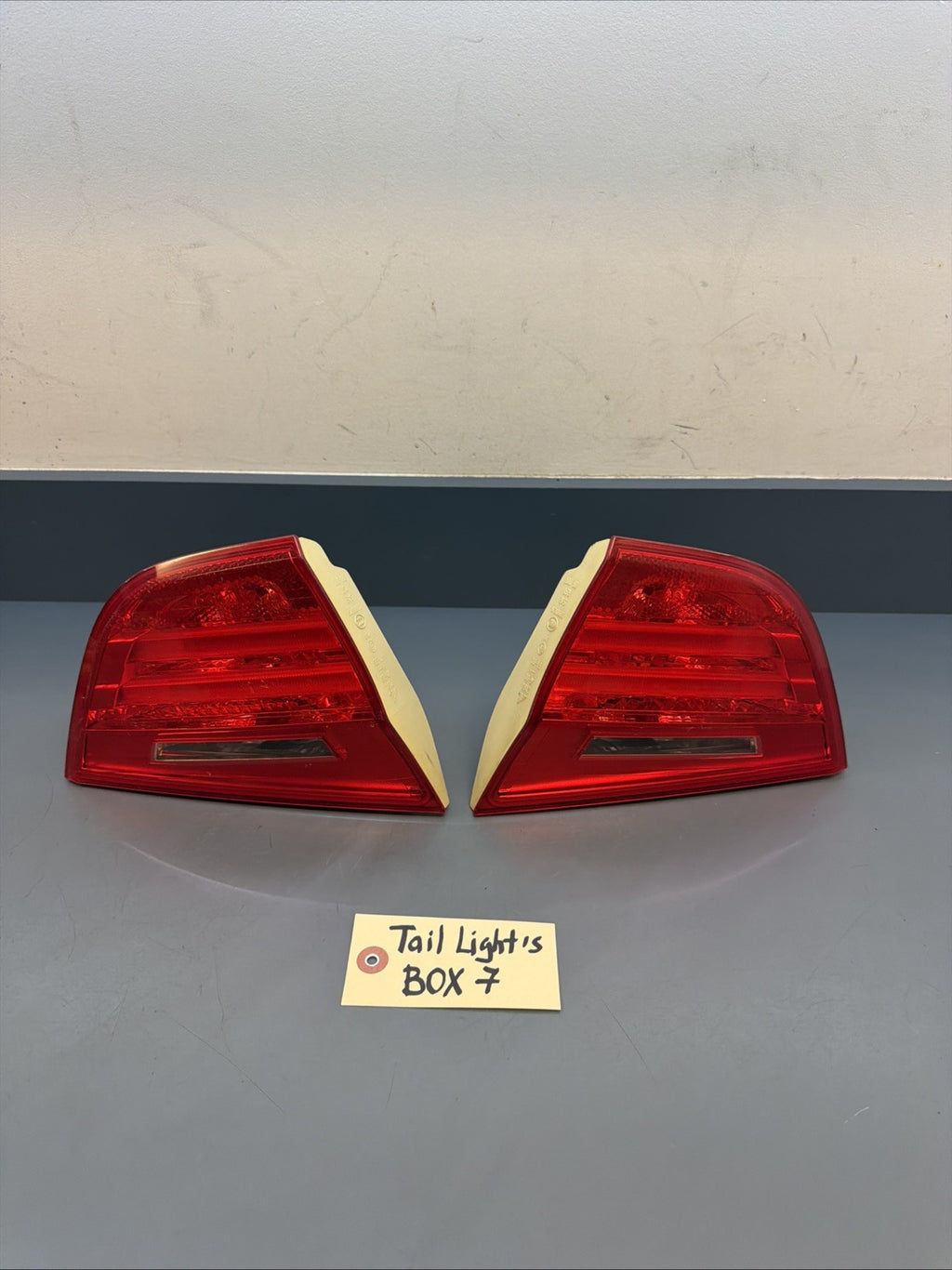 09-11 BMW E90 M3 335 328 Left And Right Inner Trunk Tail Light 7289427 7289428