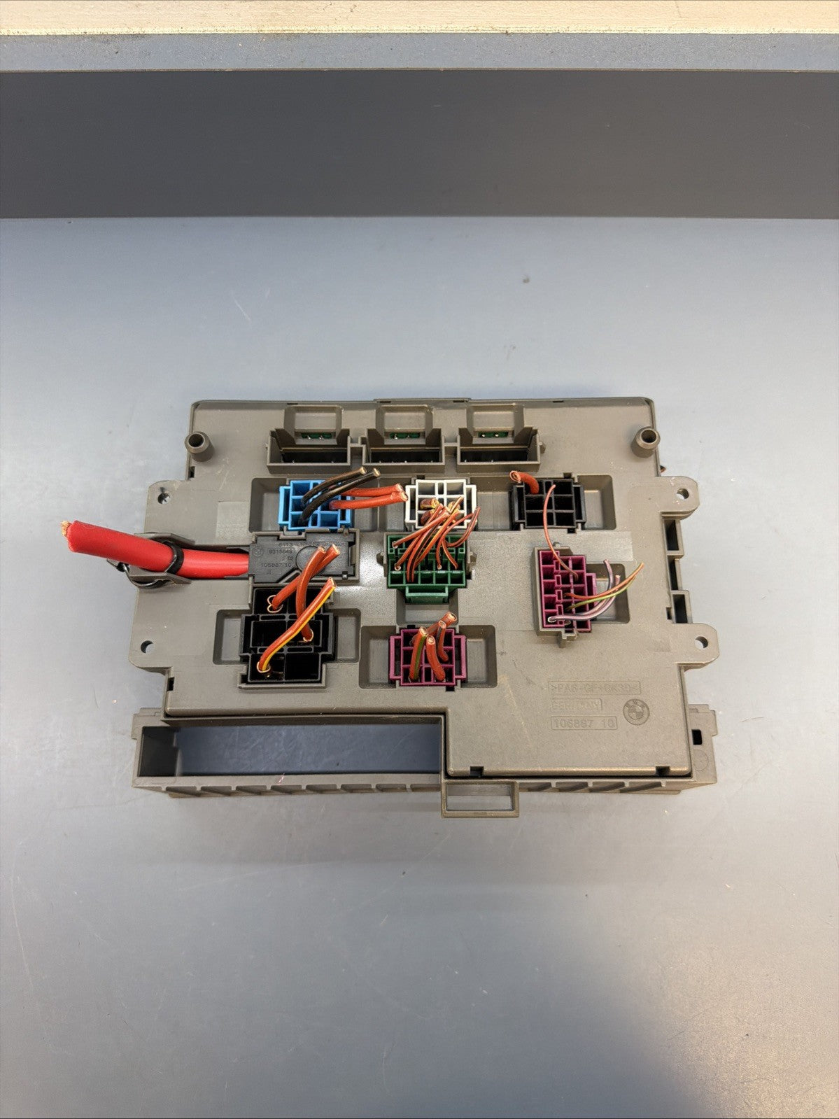 BMW 1 3 X1 Series E90 E91 E84 E87 Fuse Box Front Power Distribution 9119444
