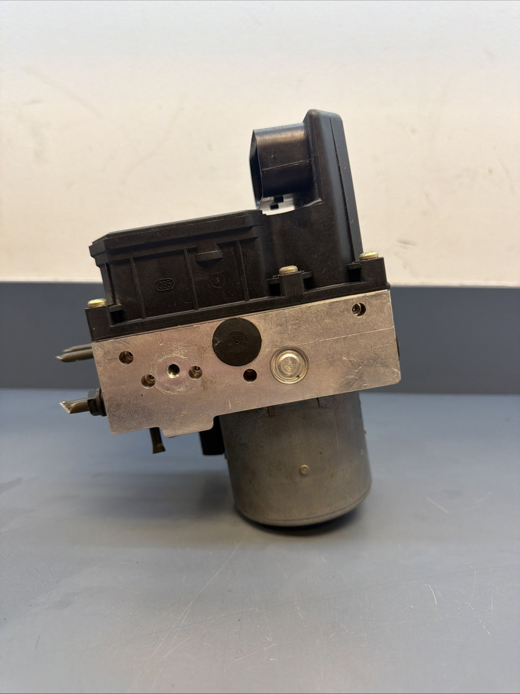 BMW E46 3 series 2.5xi 3.0xi ABS PUMP BRAKE ECU CONTROL DSC HYDRAULIC 6756776