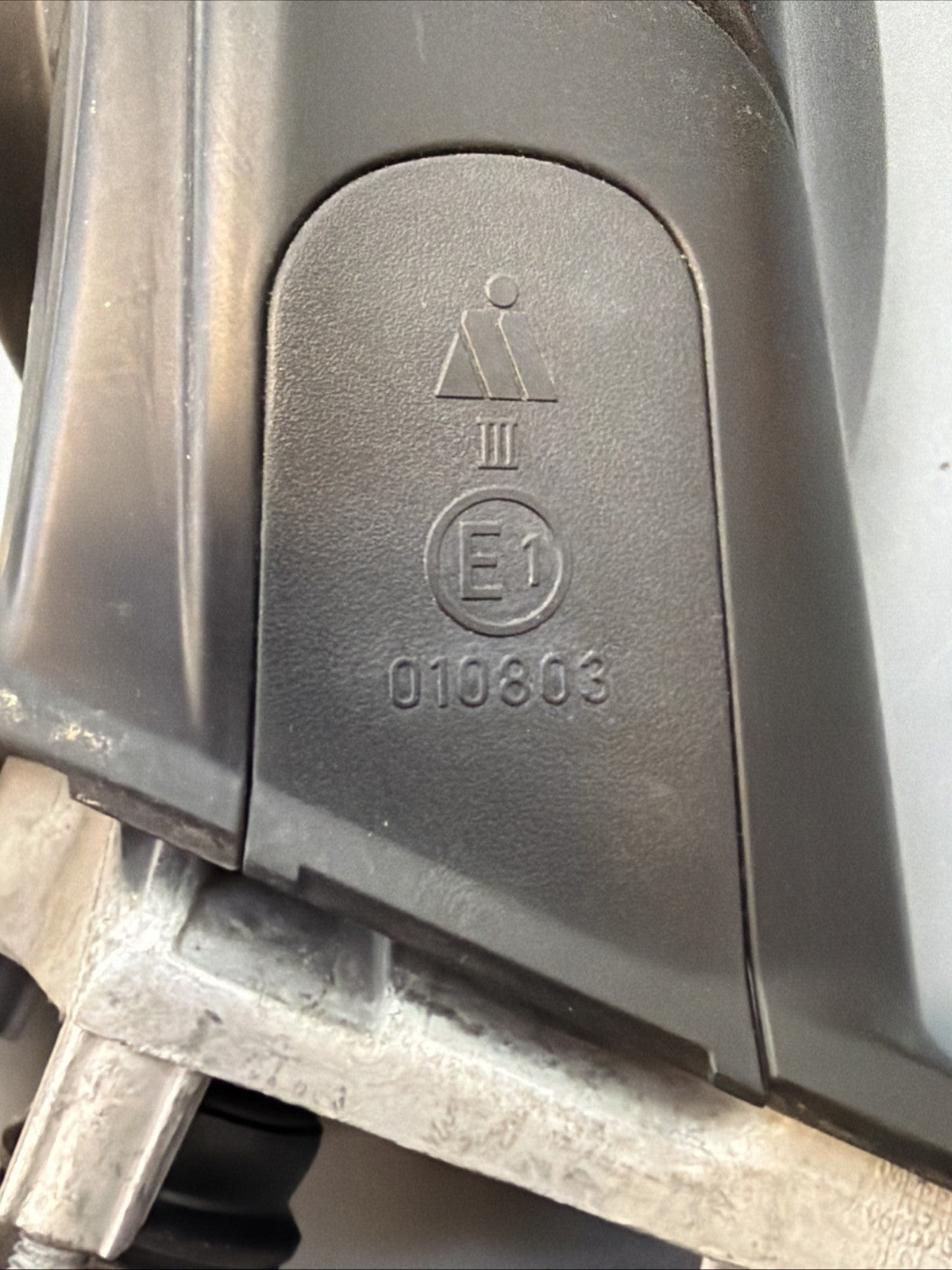 2006 BMW 330I E90 Sedan - Right Side View Mirror - 06-08 OEM 010803