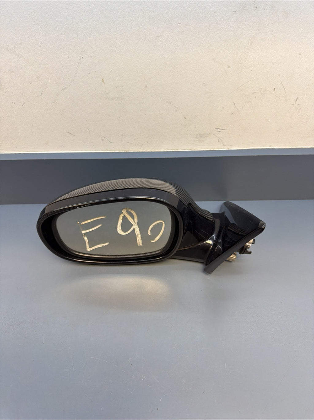  09-11 BMW E90 328i 335d Front Left Driver Side Mirror Assembly 7182695 OEM