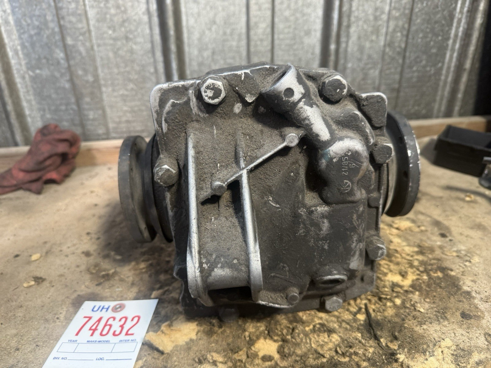 Rear Differential Diff Carrier Final Drive OEM BMW E46 2.93 Ratio Manual Trans