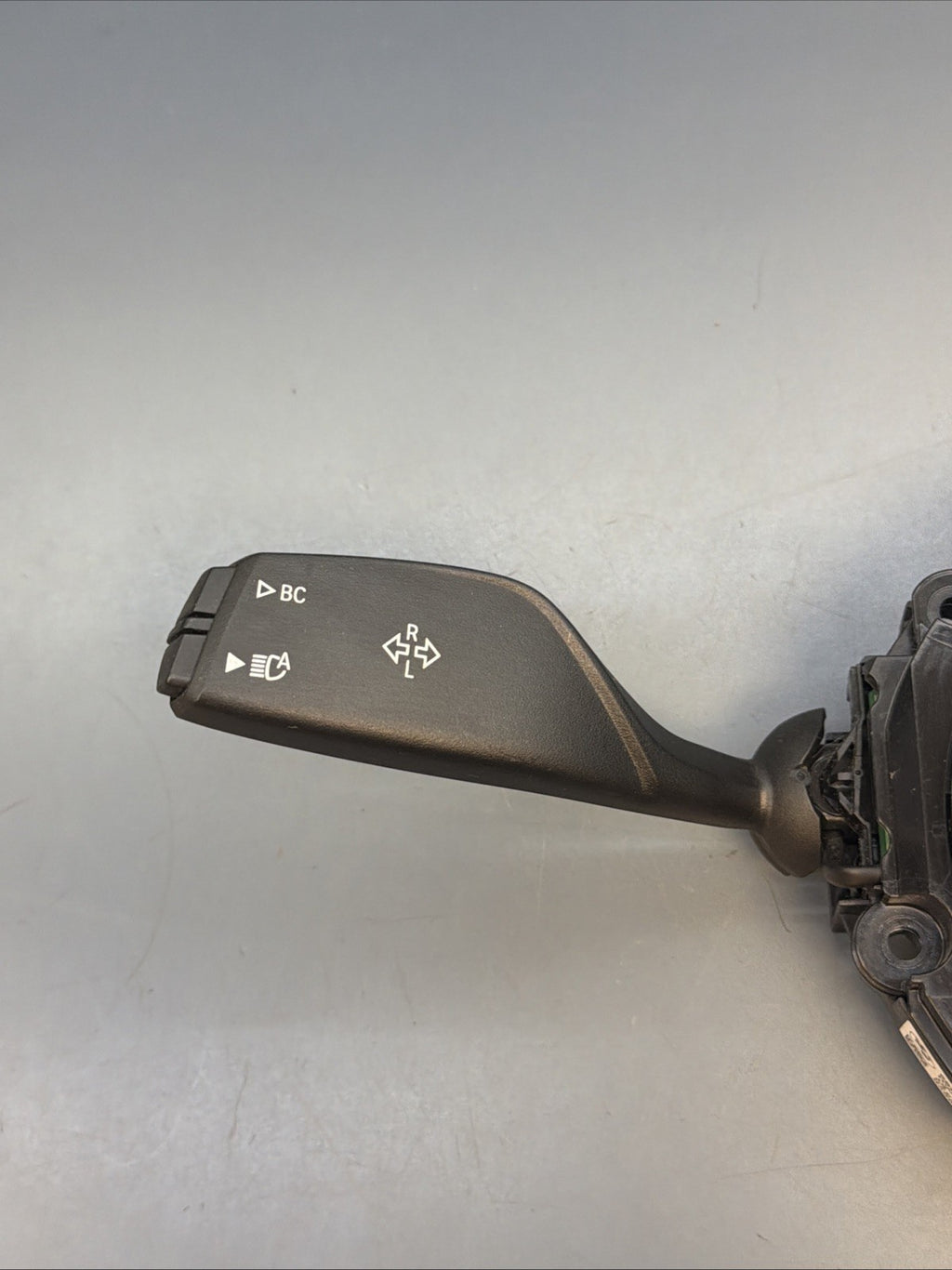 2018-2022 BMW X2 F39 OEM Windshield Wiper Turn Signal Switch 6823666