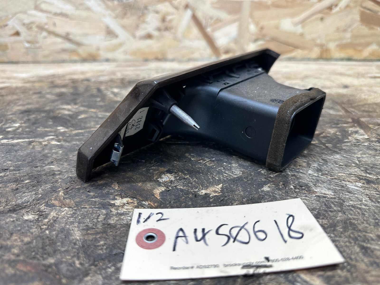 BMW 06-13 E90 3 SERIES FRONT LEFT/DRIVER SIDE DASH AIR VENT BAMBUS WOOD 9130459