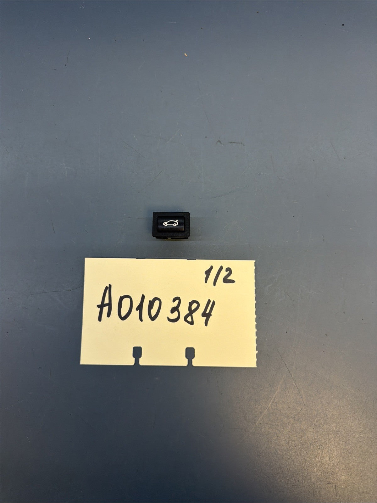 2004-2013 BMW 3-SERIES 5-SERIES Trunk Release Unlock Switch Button 6921846 OEM