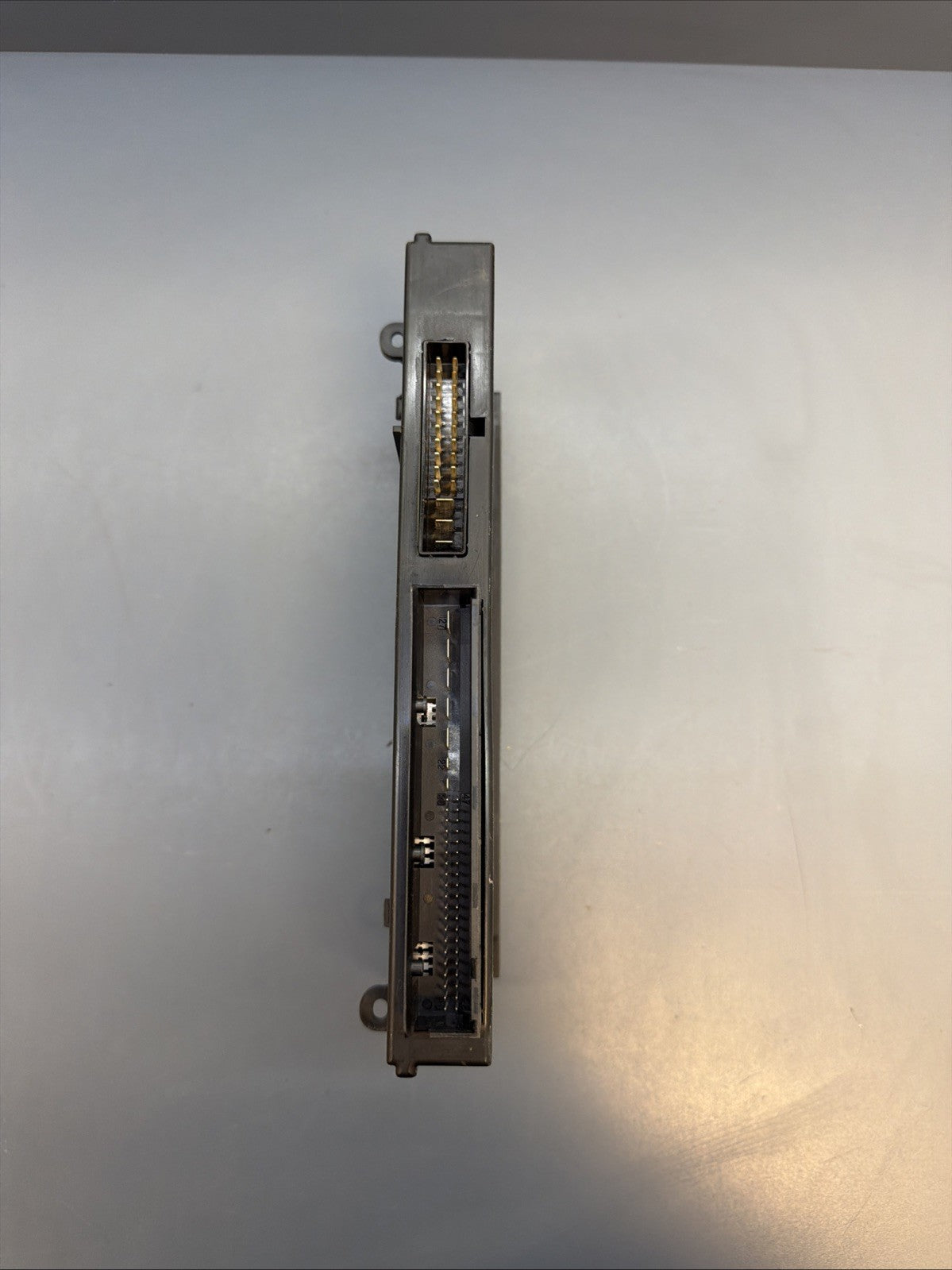 BMW 1 3 X1 Z4 Series E88 E90 E91 E84 E89 LCI Electronics Junction Box 9305736