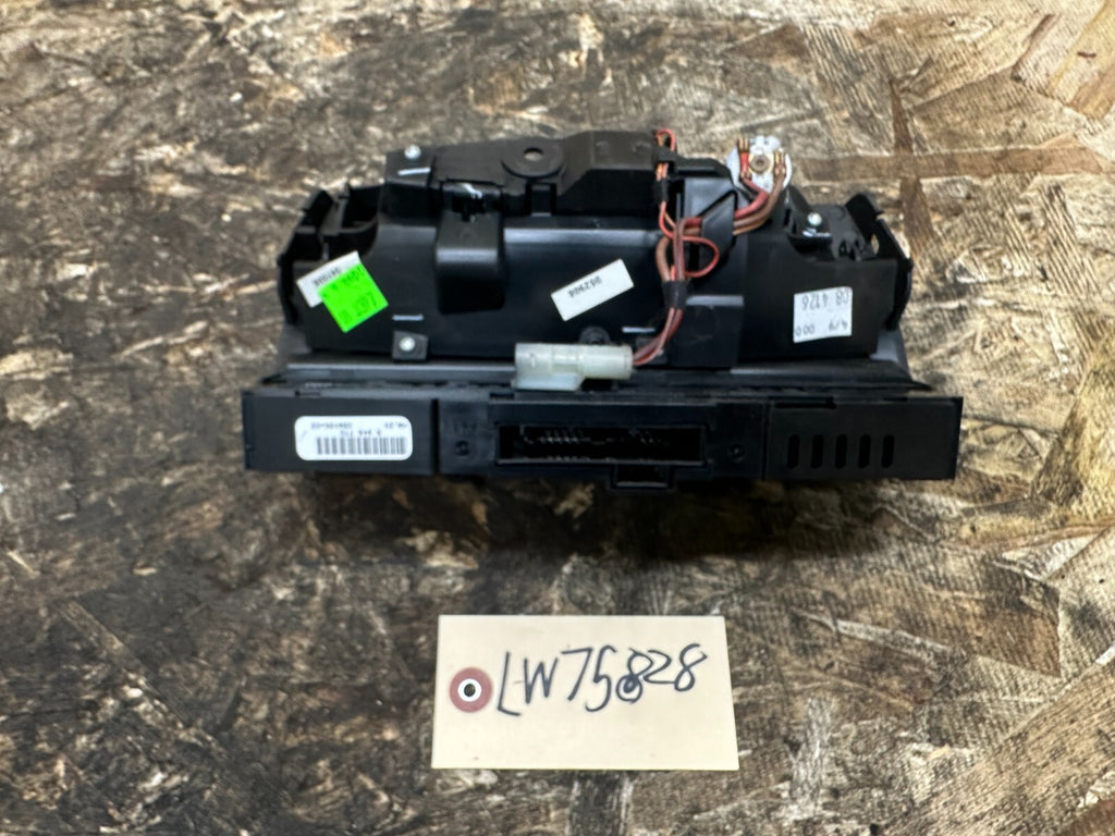 BMW 02-08 E85 E86 CENTER CONSOLE ASHTAY+CONVERTIBLE CONTROLLS BLACK OEM 7037227