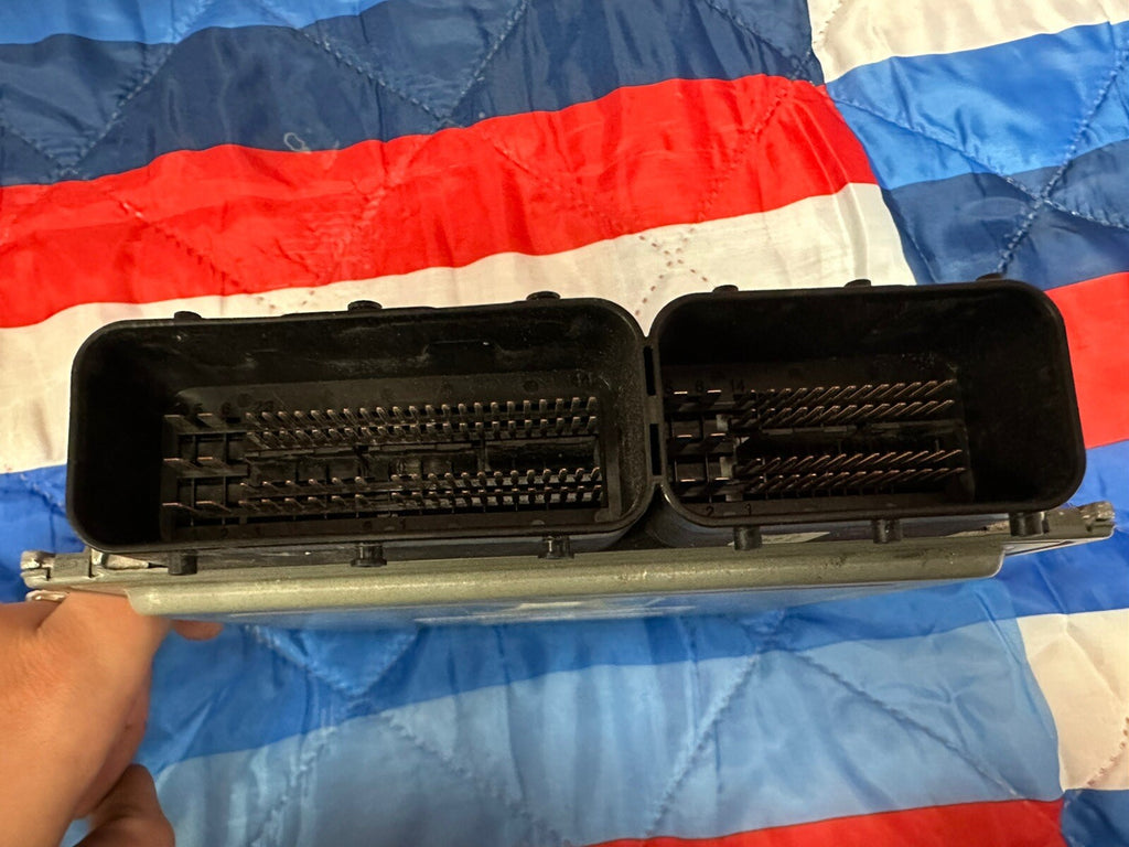 BMW E88 E90 E92 135 335 535 N54 DME ECU Engine Computer CAS3 Module Key Set OEM