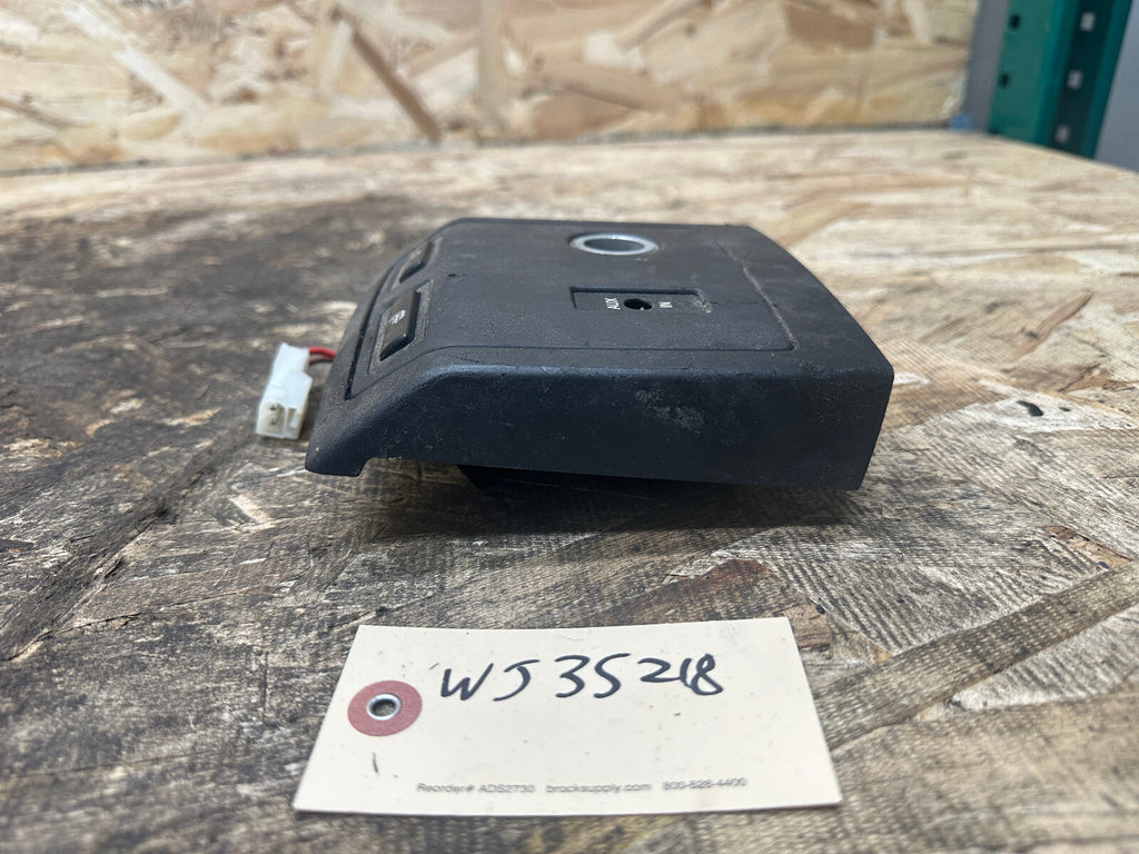 BMW 03-10 E83 X3 REAR HEATED SEAT CONTROL SWITCH AUX INPUT POWER PORT 3422757