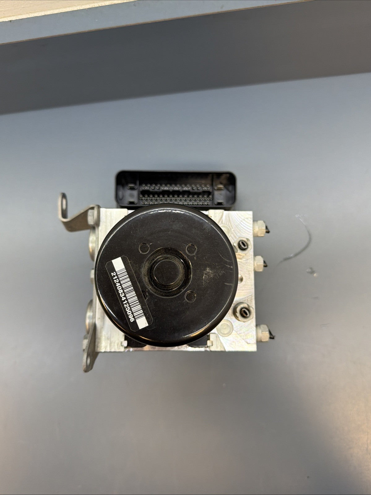 BMW 1 Series E82 E88 135i ABS Control Unit Pump DSC 3452 6790147 3451 6790146