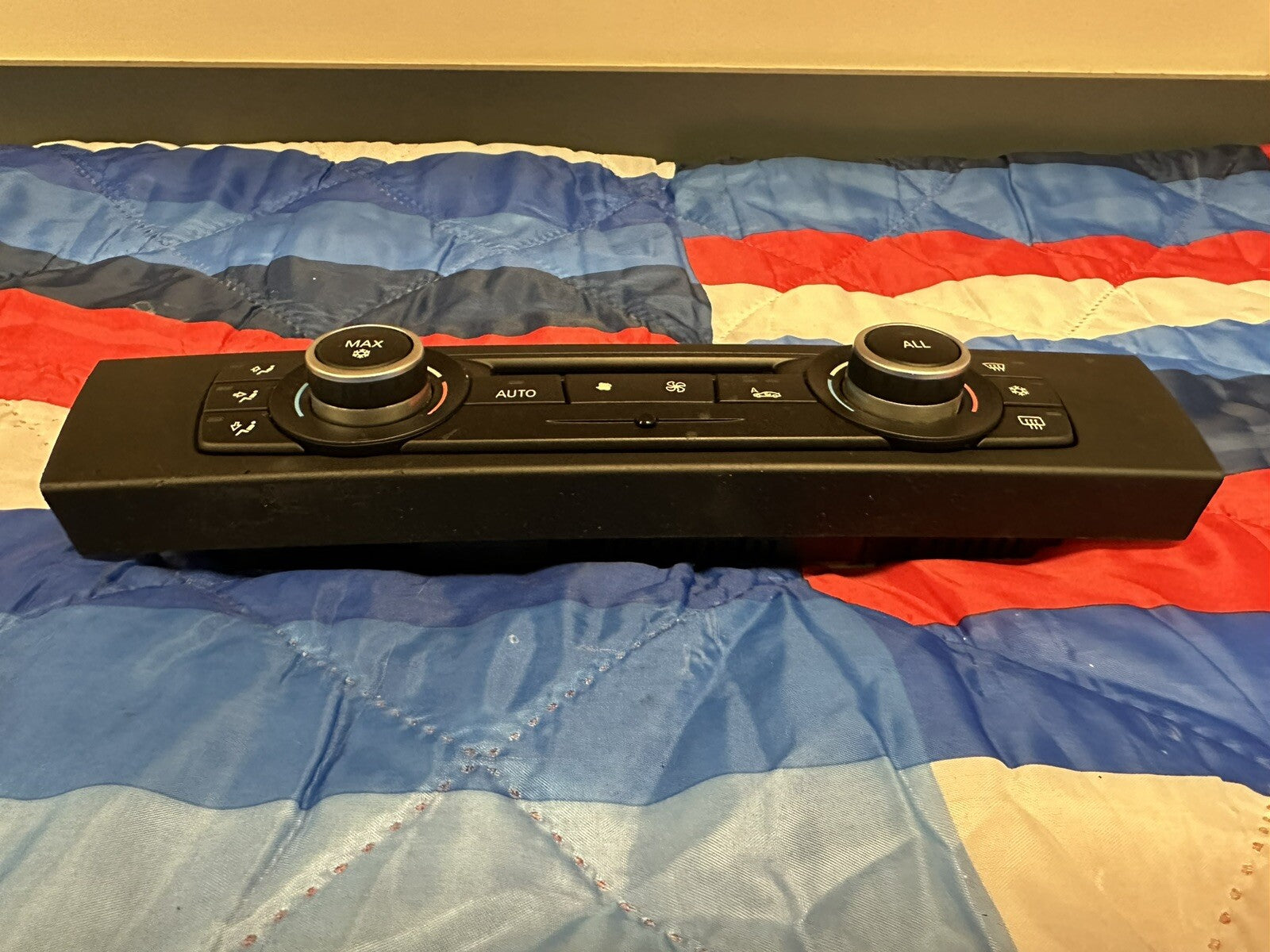 BMW 3 SERIES E90 E91 1 SERIES 06-12 CLIMATE CONTROL PANEL OEM 9221853