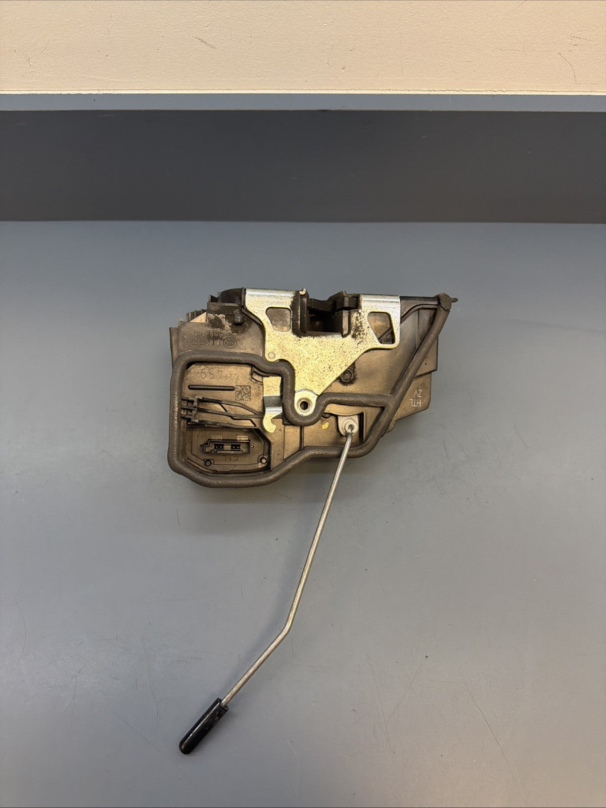 12-18 BMW F30 328i 335i Rear Left Side Door Lock Latch Actuator 7229459