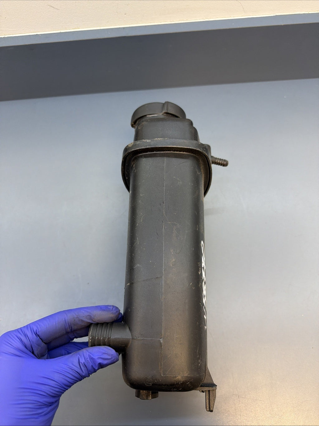 98-03 BMW E39 525i 530i 540i RADIATOR COOLANT EXPANSION TANK 1436381 OEM
