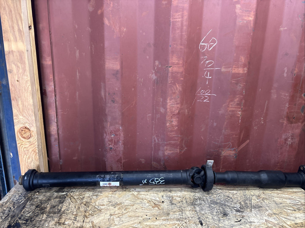 OEM Rear Drive Shaft Prop Drive Shaft For BMW 3 SERIES E90 2610 7573485 AWD