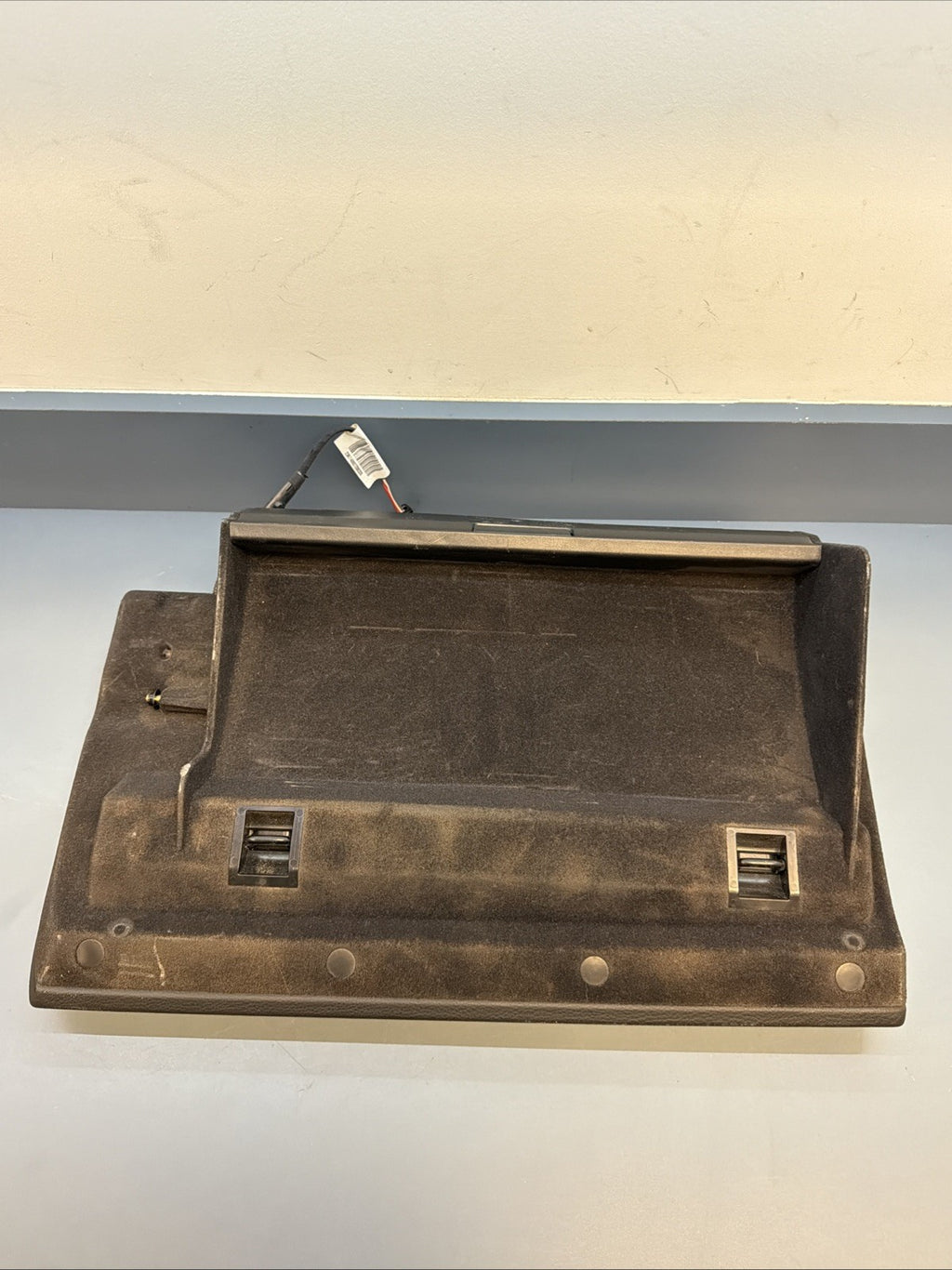 07-10 BMW M6 E64 E63 DASH GLOVE BOX STORAGE COMPARTMENT 7130884 OEM