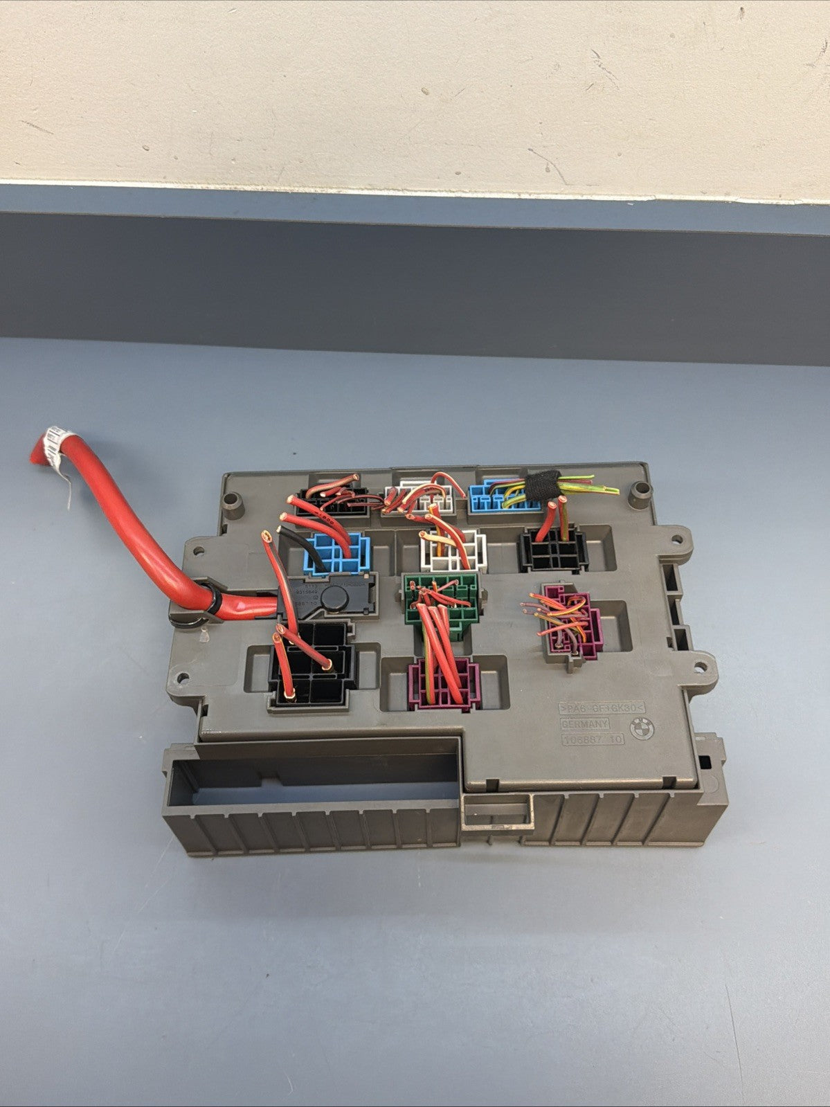 BMW 1 3 X1 Series E90 E91 E84 E87 Fuse Box Front Power Distribution 9119444