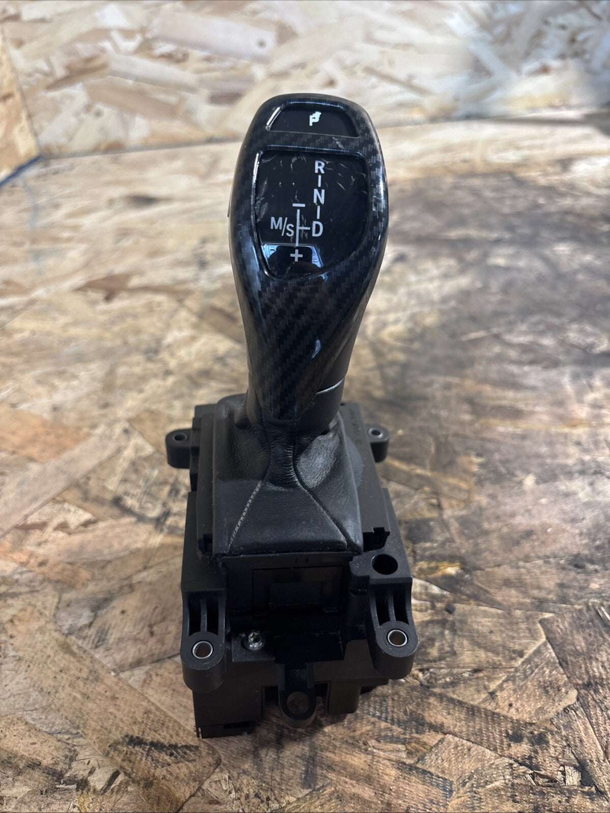 2011-2017 BMW 5 / 6 Series Automatic Floor Shifter Assembly 9251190-01 OEM