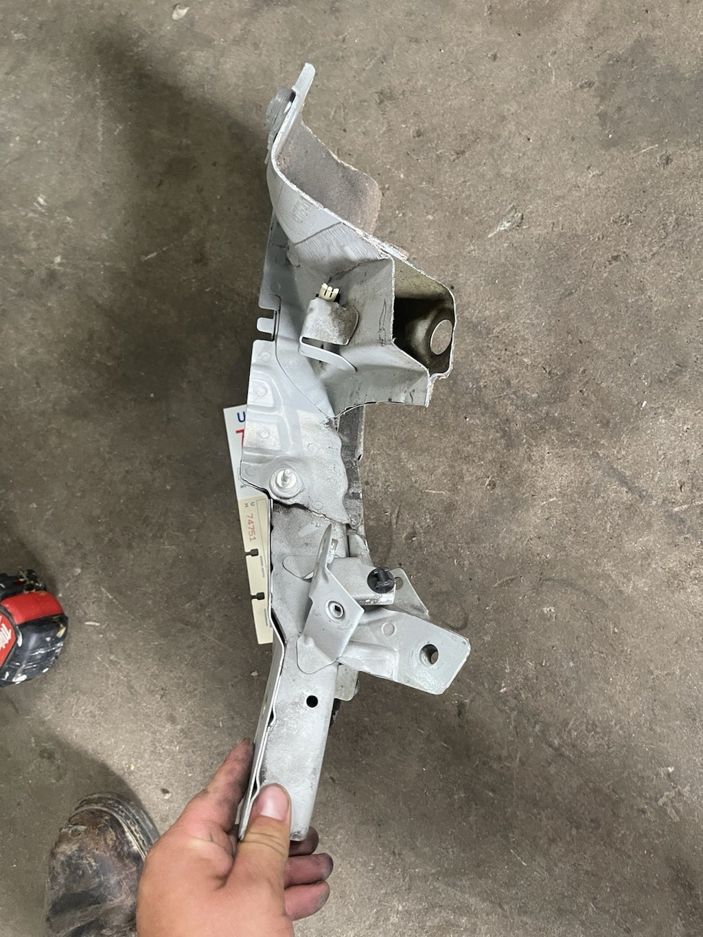 07-13 BMW E92 E93 328 335 M3 Front Right Fender Apron SECTION OEM