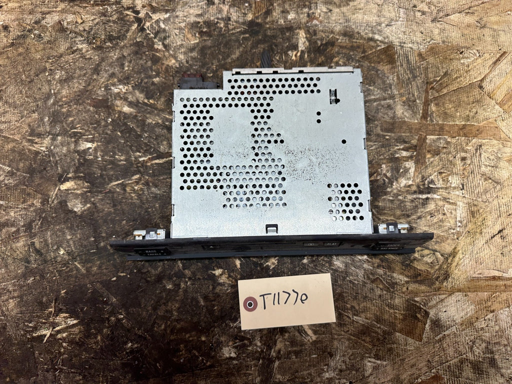 BMW 1997-2003 E39 5 SERIES DASH CASSETTE PLAYER OEM 8380227