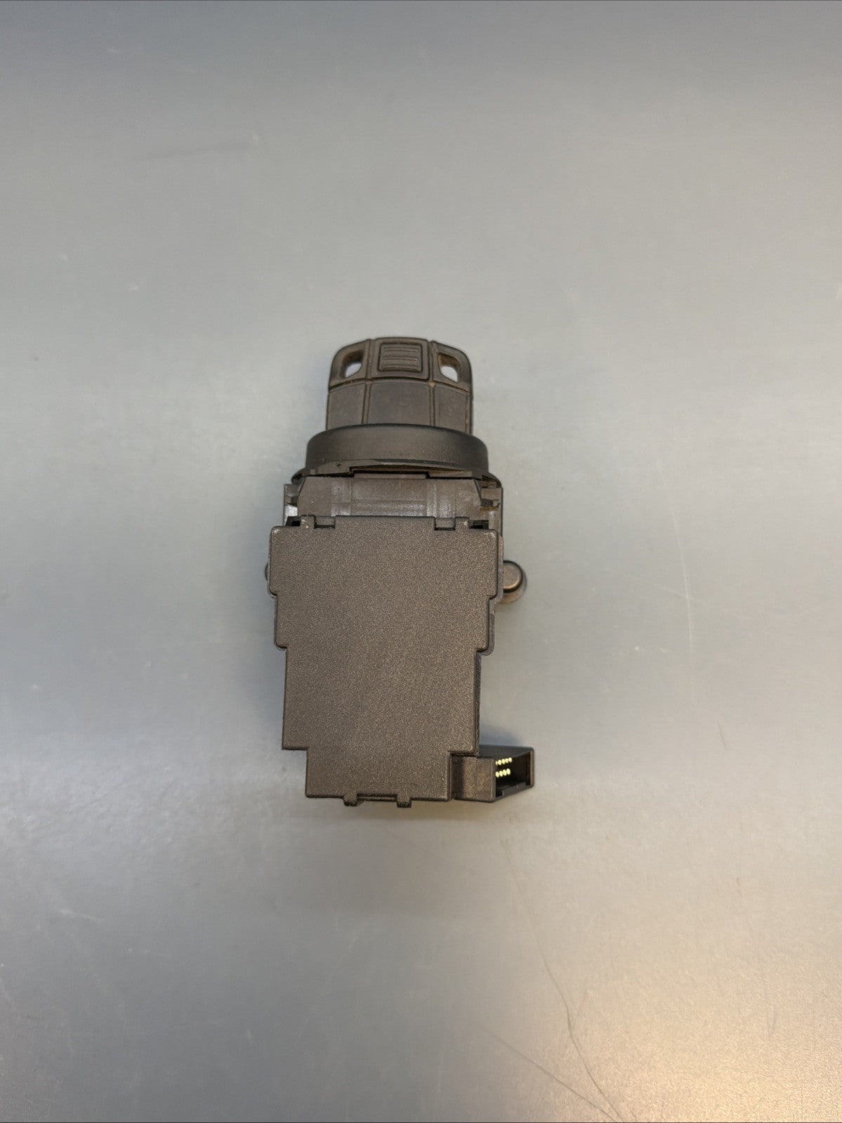 MSD81 07-13 BMW E90 N54 E60 535i 135i 335i ENGINE ECU DME CAS KEY MSD81 7592080