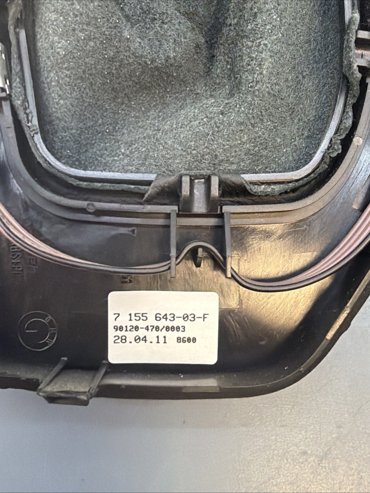 2007-2013 BMW E90 E92 E93 328i Automatic Gear Shifter Trim Bezel 7155643 Oem