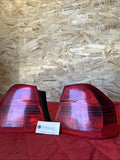BMW 04-08 E90 3 SERIES OUTER FENDER TAIL LIGHT SET 2PC OEM 7161955+7161956