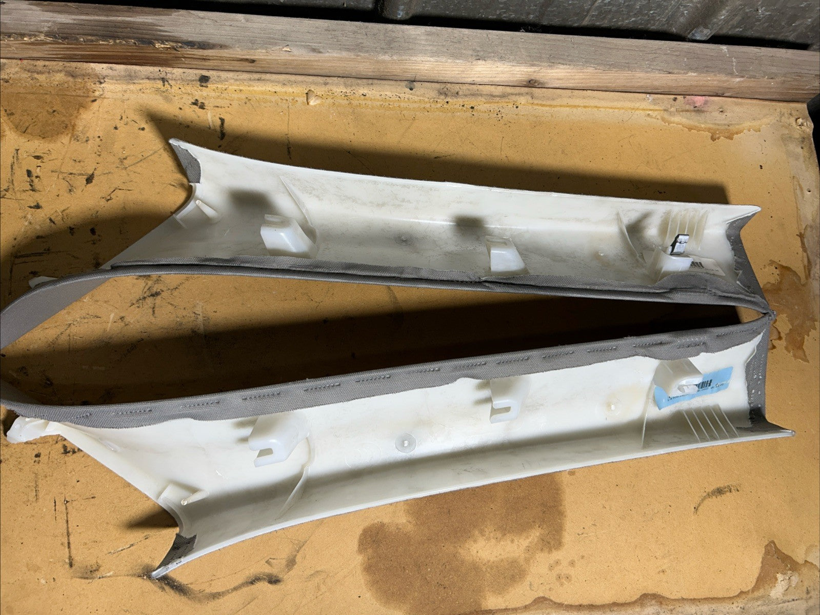 BMW 11-17 F25 X3 FRONT LEF T& RIGHT SIDE A PILLAR TRIM PANEL 9169303 9169304